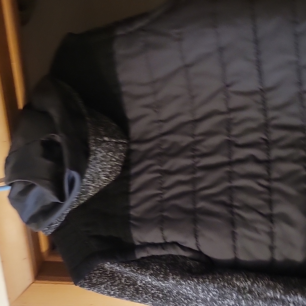 NWOT Distortion Small Jacket - Picture 3 of 3
